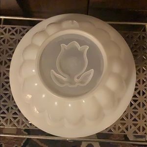 💥💥Vintage Tupperware jello mold w/tulip lid